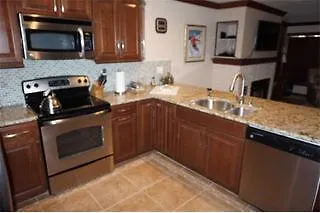 Snowbird Condos At Mammoths Canyon Lodge Mammoth Lakes