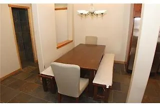 Snowbird Condos At Mammoths Canyon Lodge Mammoth Lakes 0*,  United States