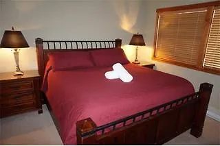 Apartment Snowbird Condos At Mammoths Canyon Lodge Mammoth Lakes United States