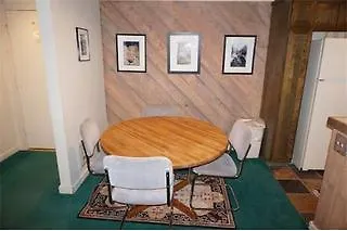 Apartment Snowbird Condos At Mammoths Canyon Lodge Mammoth Lakes