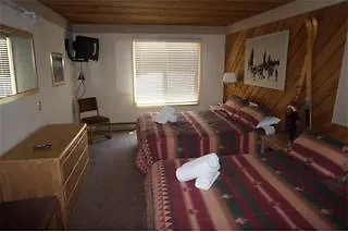 Apartment Snowbird Condos At Mammoths Canyon Lodge Mammoth Lakes