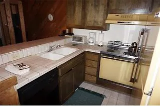 Apartment Snowbird Condos At Mammoths Canyon Lodge Mammoth Lakes United States