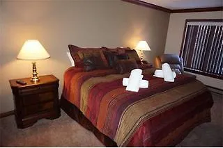 Snowbird Condos At Mammoths Canyon Lodge Mammoth Lakes 0*,  United States