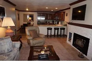 Apartment Snowbird Condos At Mammoths Canyon Lodge Mammoth Lakes United States