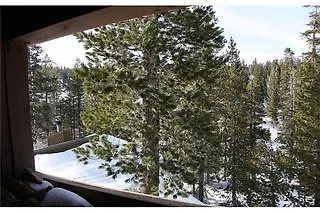Apartment Snowbird Condos At Mammoths Canyon Lodge Mammoth Lakes