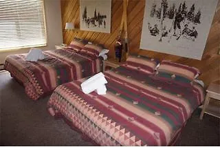Snowbird Condos At Mammoths Canyon Lodge Mammoth Lakes