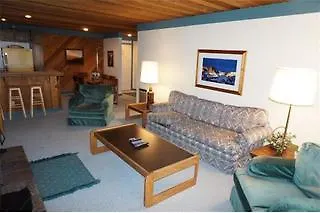 Апартаменты Snowbird Condos At Mammoths Canyon Lodge Маммот Лейкс